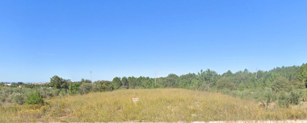 Arrenda-se terreno com 5000 m2 em Casais de Santa Teresa junto à N1