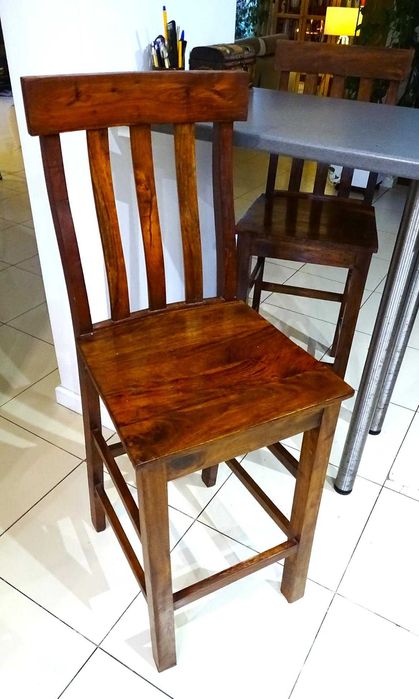 Komplet ekskluzywnych krzeseł / hokerów INDIGO