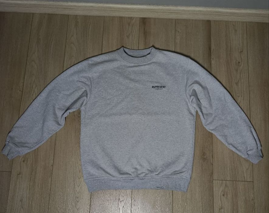 Продам світшот Represent