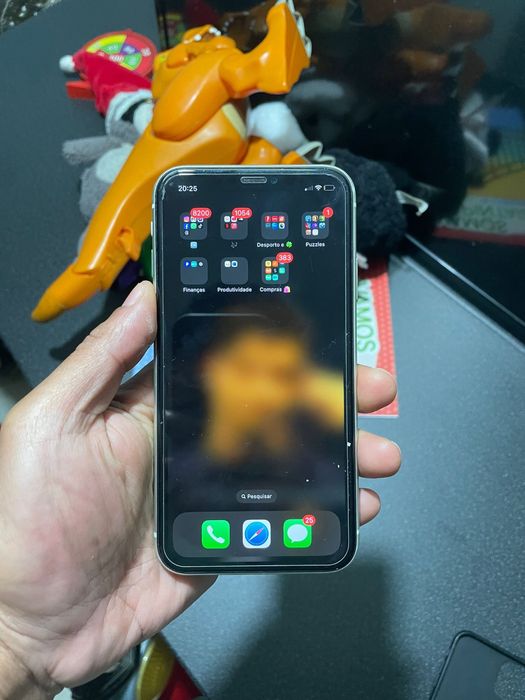 Vendo iphone 11 em optimo estado de utilização