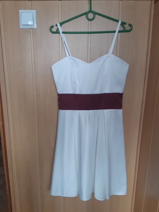 Sukienka elegancka  z bolerkiem szyta