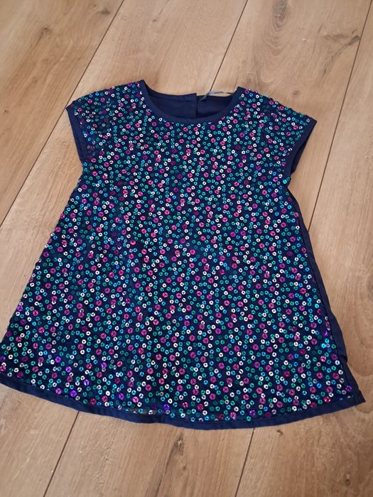 Paka ubranek dla dziewczynki r. 92