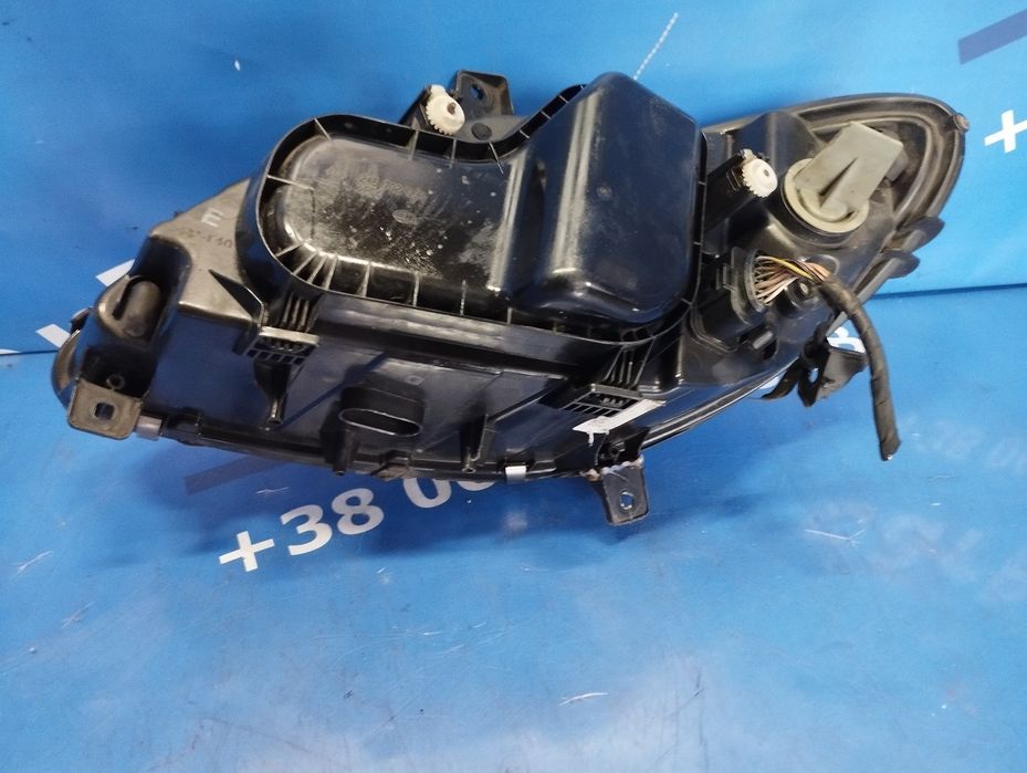 Фара передня права Mercedes Vito W639 Вито 639 правая Розборка В6