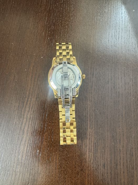 Годинник Seiko, механічний, водонепроникний.
