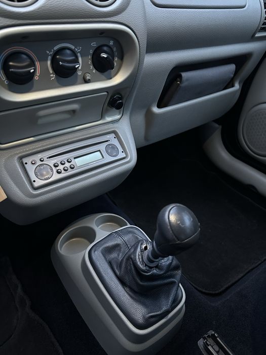 Renault Twingo 1.2 16v (Initiale Paris)