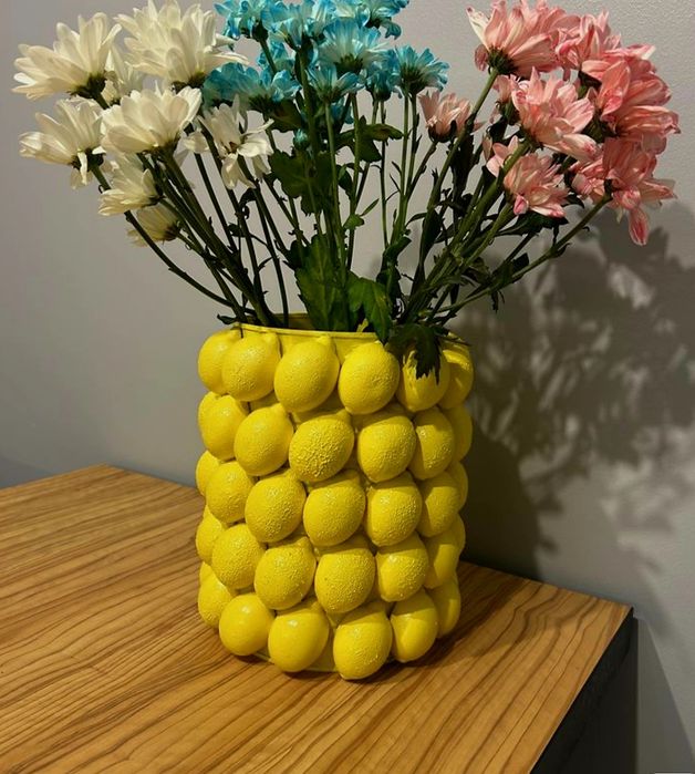 Трендові вази з лимонами