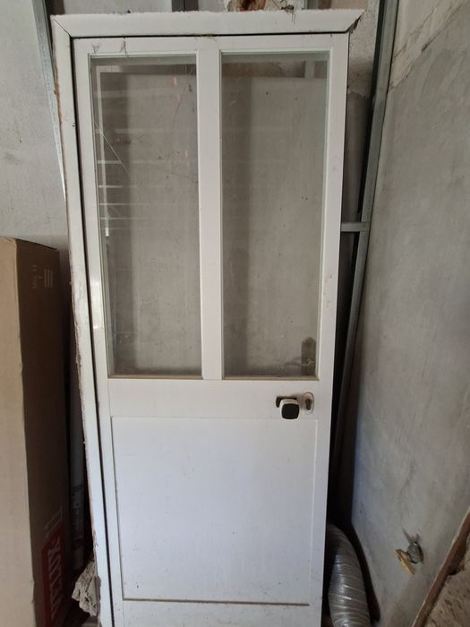 Porta com vidro usada