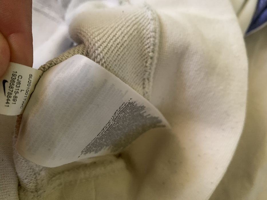 біла худі найк з лого різних колорів