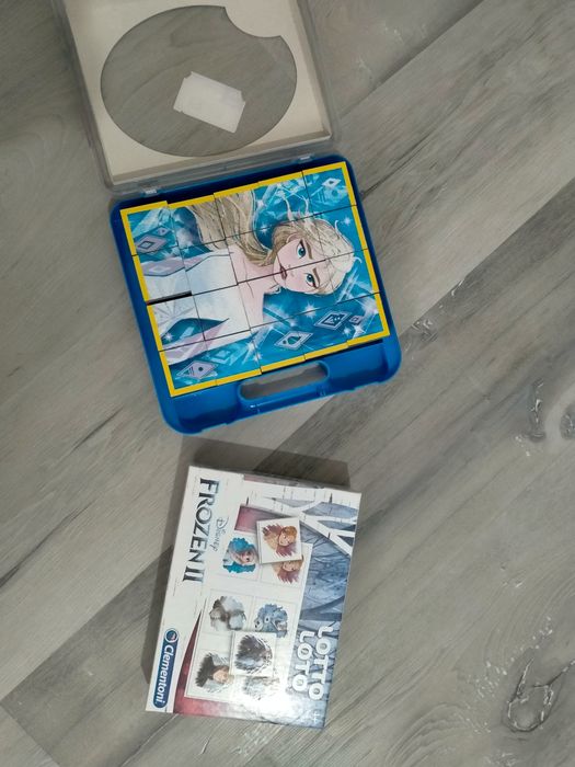 Gra i klocki drewniane dla dziewczynki kraina lodu