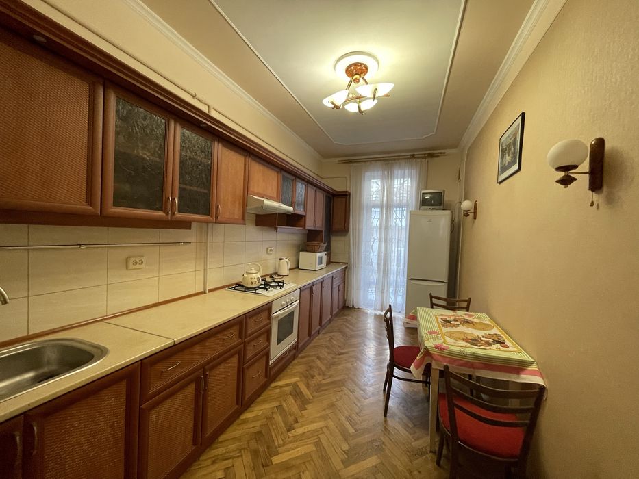 Оренда 2 кімнатної квартири вул. Японська, ціна 19 000 грн