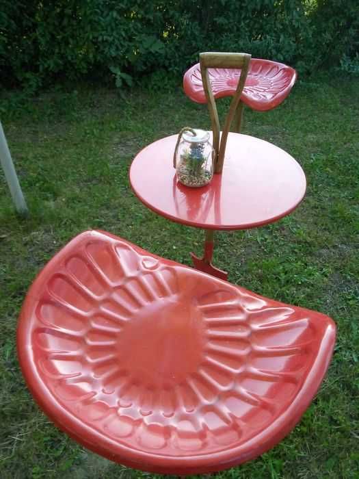 Krzesła ogrodowe  stolik metalowy  farmhouse vintage Esschert Design.