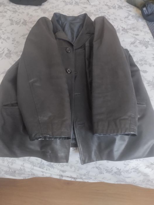 Casacos em pele como novos