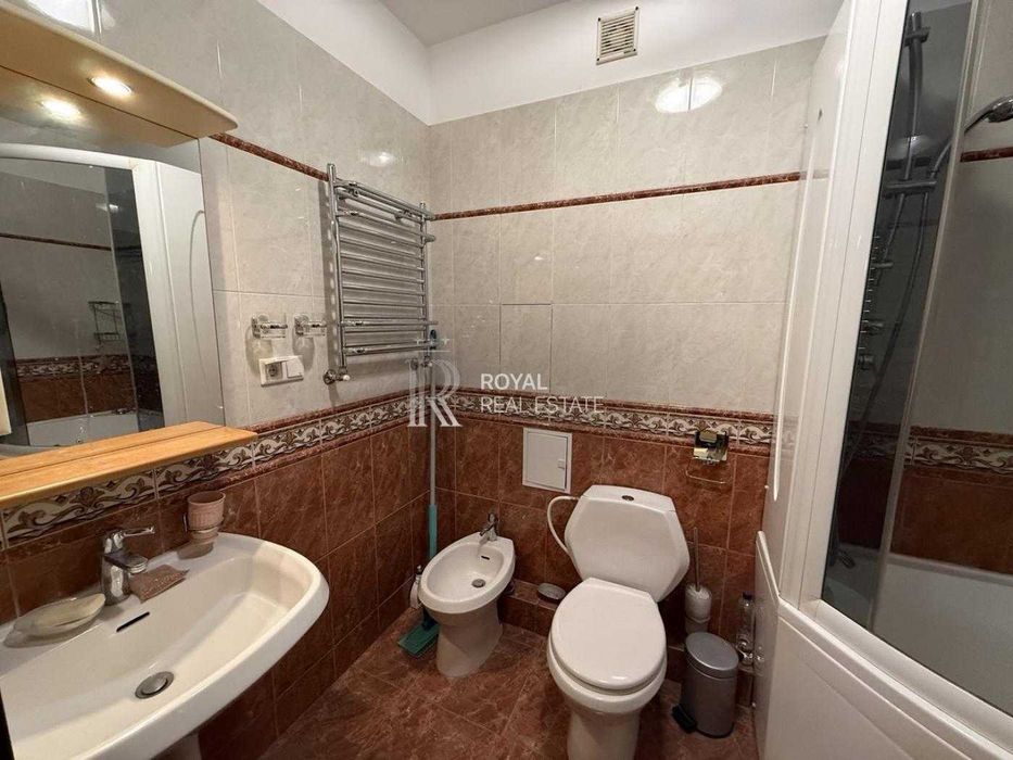 Продаж Квартири 76 м2, вул. Салютна 1б, метро Нивки, Шевченківський район