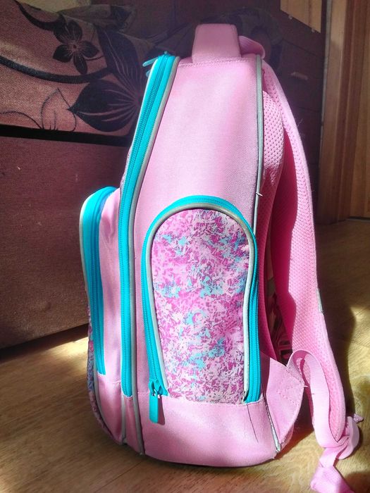 Продам каркасний рюкзак для дівчинки (KITE)