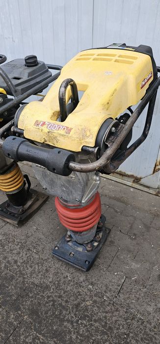 Skoczek dynapac ammmann bomag z Niemiec