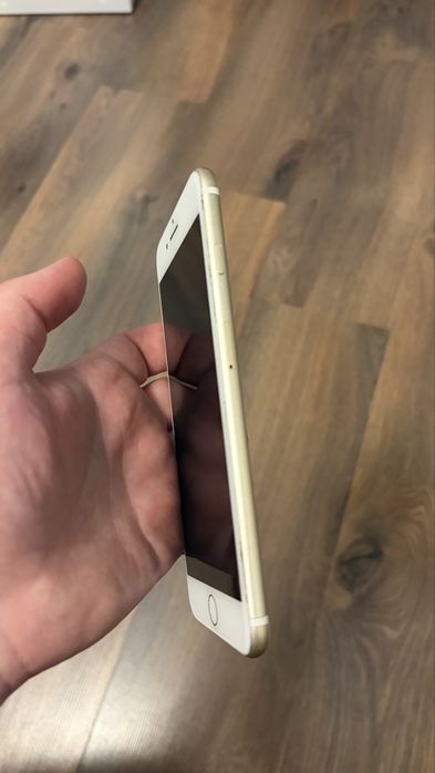 Телефон iPhone 7 plus 32gb та 100% ємність батареї