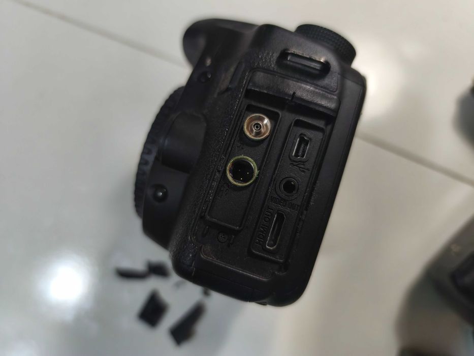 Canon EOS 50D + Grip