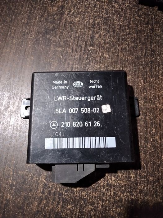 Блок управління світлом фар Mercedes w210