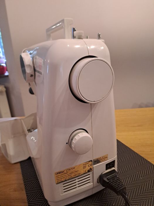 Maszyna do szycia Lifetec