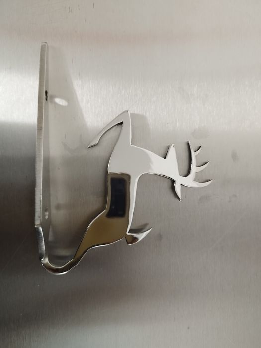 Emblemat na maskę JohnDeere