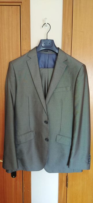 Fato Vitrine tamanho 42r regular
