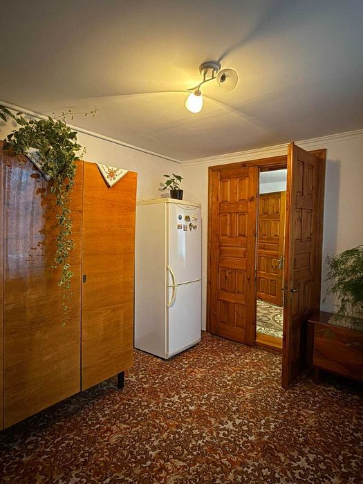 Половина будинку та земельна ділянка 16 сот., с. Батятичі