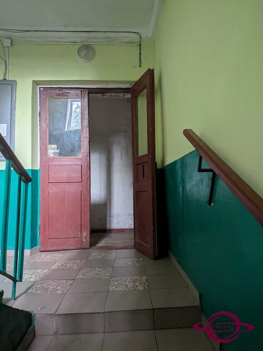 продаж 1 кімнатної квартири в м.Сміла (район Шевченка)