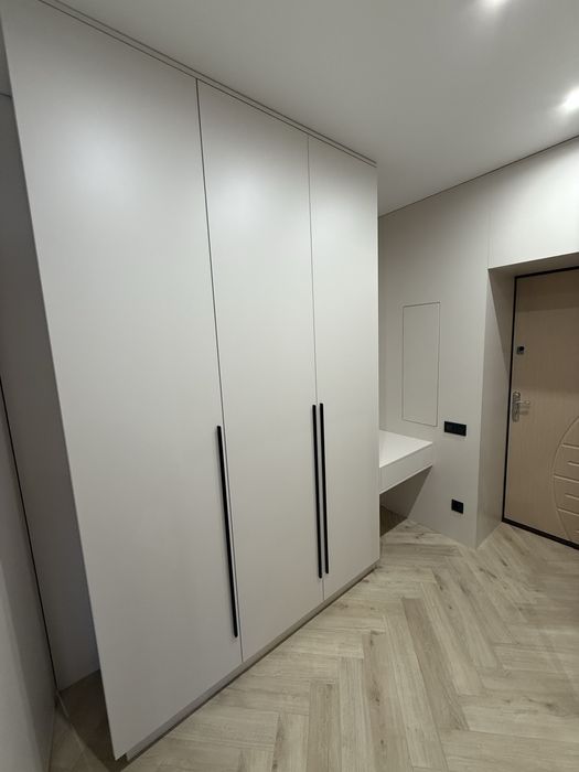 Велика однокімнатна квартира в центрі міста!Дизайнерський ремонт!