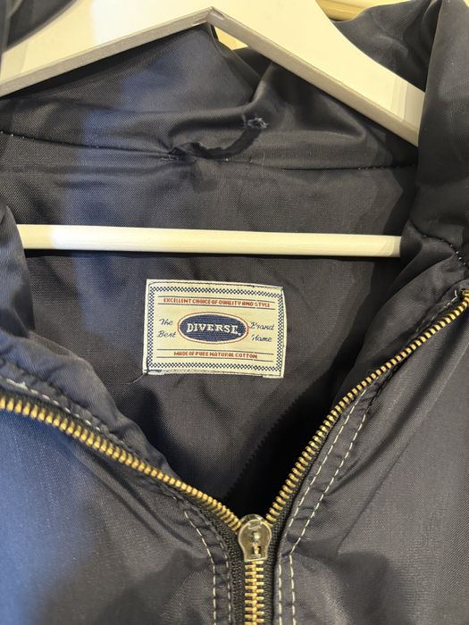 Używana męska kurtka, wymaga naprawy, rozmiar XL, Firma Diverse