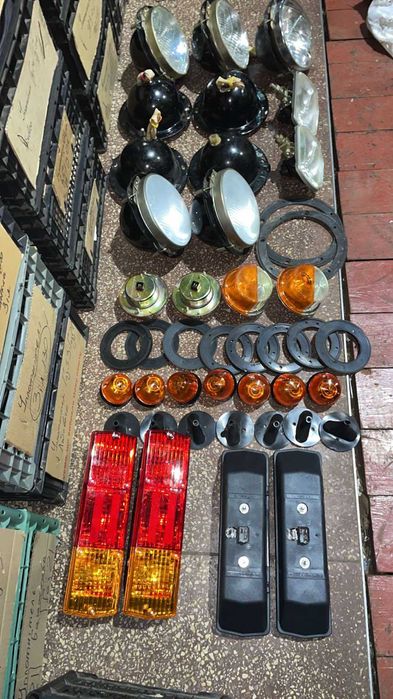 Фари, стопи, фонарі Камаз, Маз, Газ 53, Газ 66, Газ 3307, Зіл