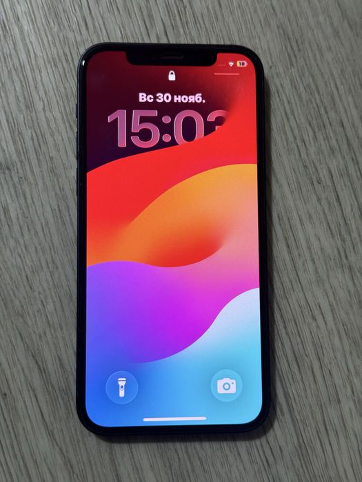 Продаю IPhone 12