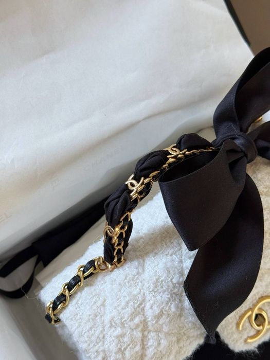 Chanel Classic Flap Bag Tweed with Gold-Tone Metal , жіноча сумочка