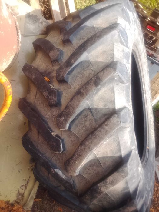 Opona ciągnika Trolleborg 650/65/R38