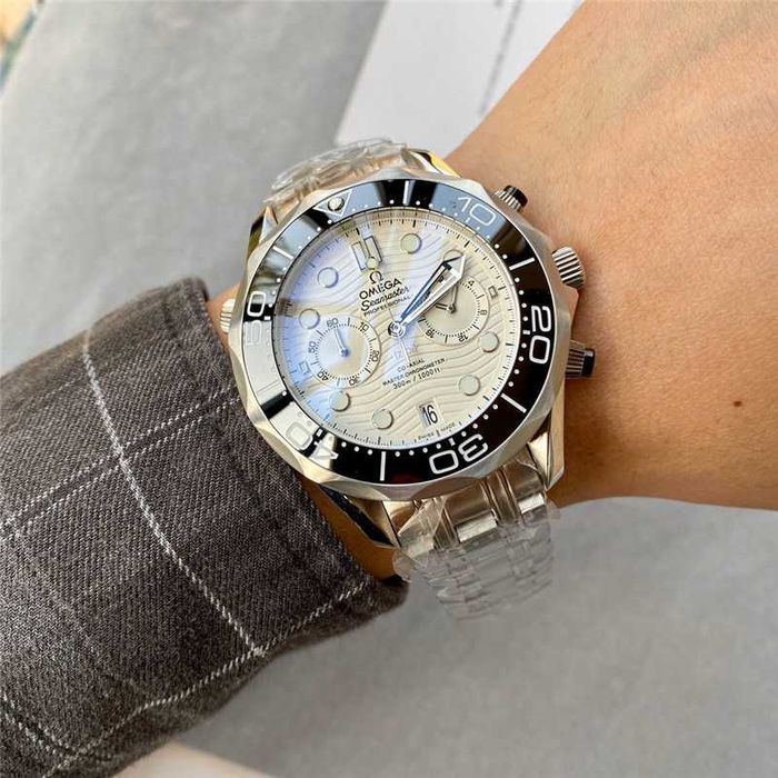 Годинник кварцовий  Omega Seamaster Diver 300M Co-Axial Master Chronometer 01