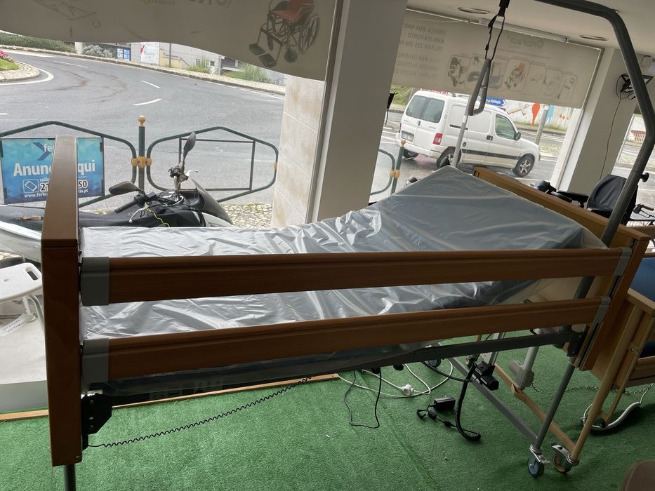 Cama articulada eletrica de elevacao