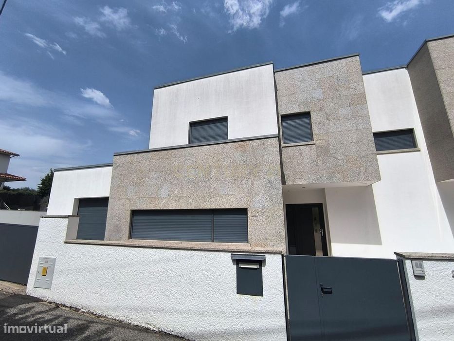 Encantadora Moradia em Bragança