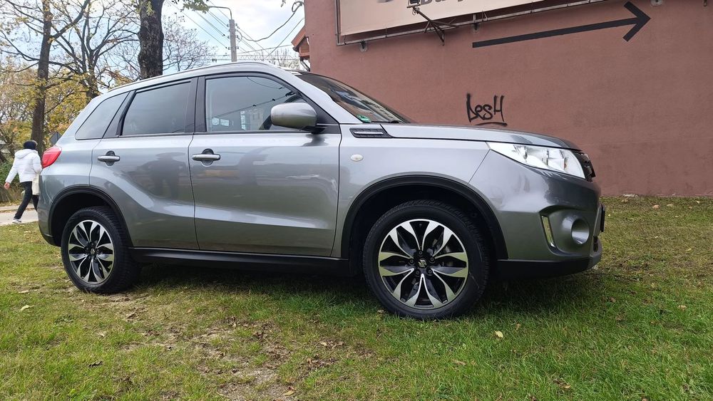 Suzuki Vitara Auto bezwypadkowe, niski udokumentowany przebieg