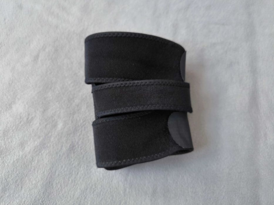 Бандаж для коленного сустава BRACCO, ортопедический фиксатор