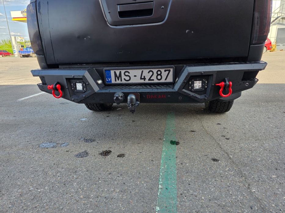 Продаж Nissan Navara