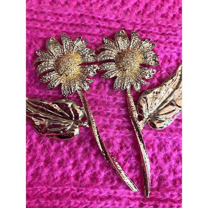 Серьги, серёжки цветок,цветочки,цветы,золотые серёжки гвоздики