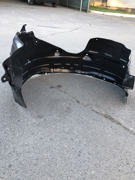 Подкрылок Мазда СХ9