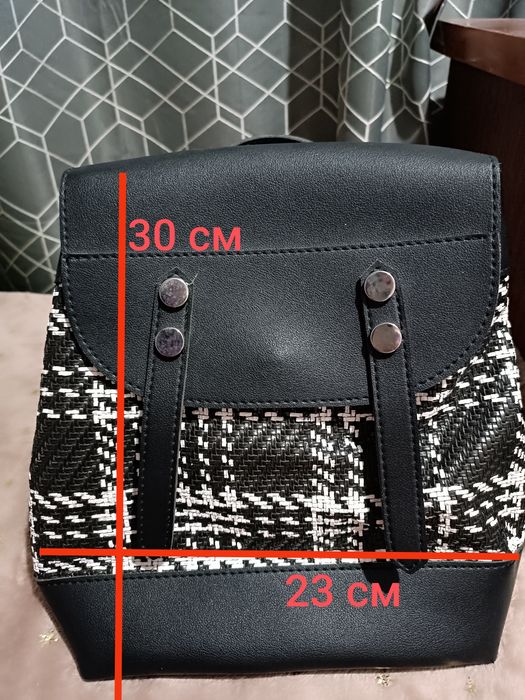 Рюкзак жіночий чорний