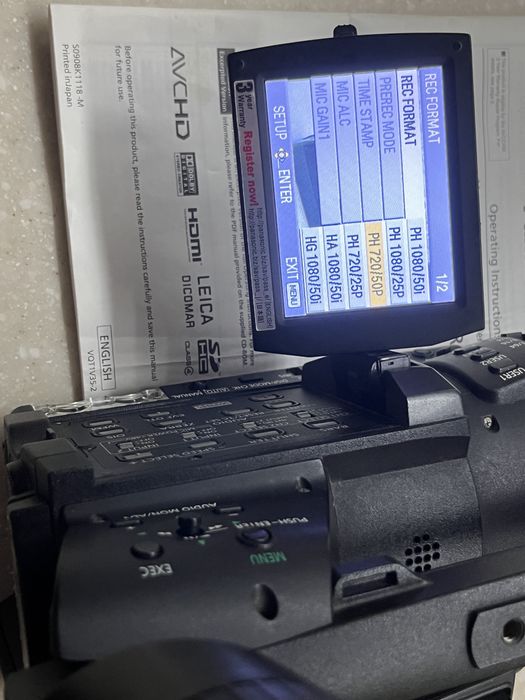 Профессиональная видеокамера PANASONIC AG-HMC154ER