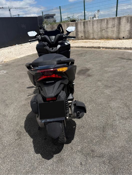 : Vende-se Honda Forza 125 em otimo estado !