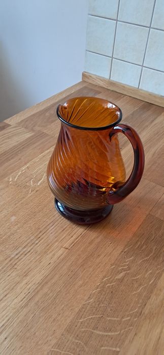 Dzbanek zaprojektowany przez Z. Horbowy.