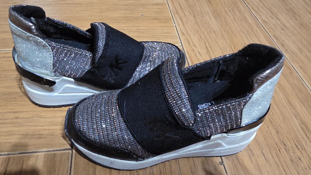 Tenis michael kors tam 28