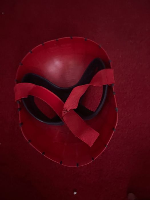 Briquedo homem aranha