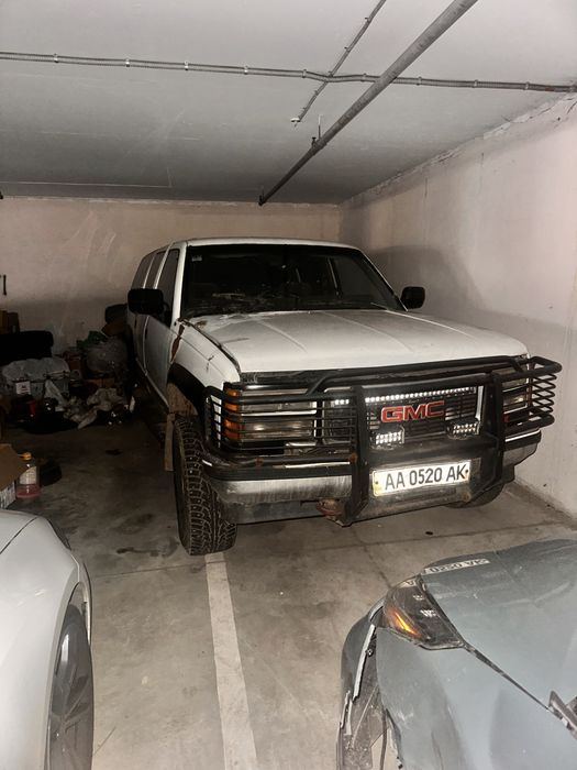 Продам Chevrolet Suburban 2500 обмен