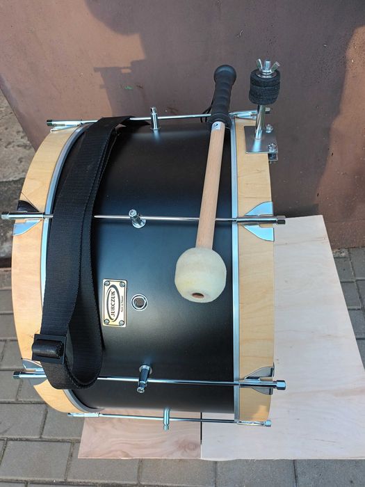 Bęben marszowy 20" x 10" czarny