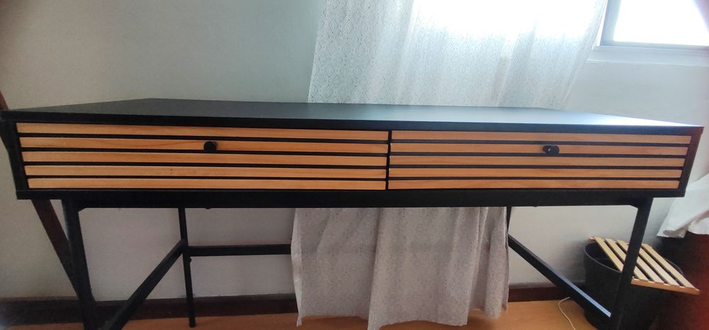 Secretaria preta